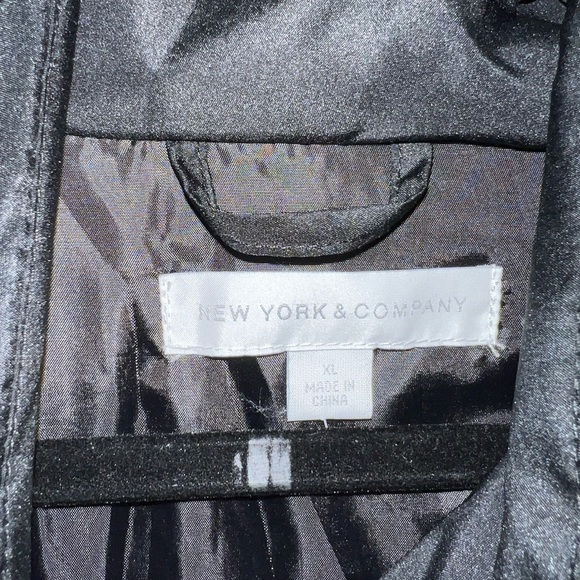 New York & Company Women's winter Jacket Xlarge - Picture 2 of 5